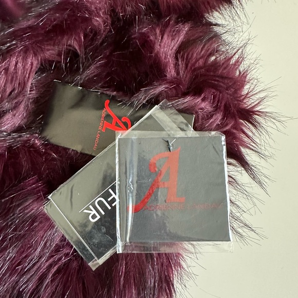 NWOT Adrienne Landau winter faux fur purple/plum vest. Size M - Picture 4 of 7